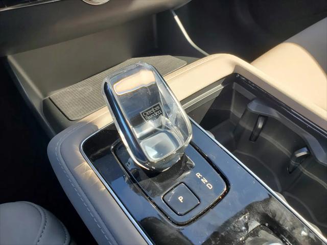 2026 Volvo XC90 Plus, B6 AWD Gas (mild hybrid), Gasoline, Bright, 7 Seats