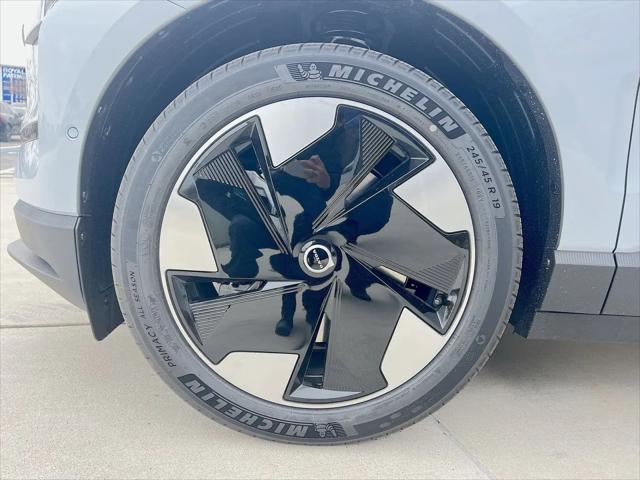 2025 Volvo EX30 Ultra Twin Motor Performance, Fully electric