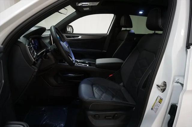 2026 Volkswagen Atlas Cross Sport SE with Technology