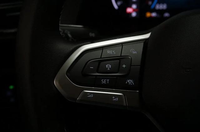2026 Volkswagen Atlas Cross Sport SE with Technology