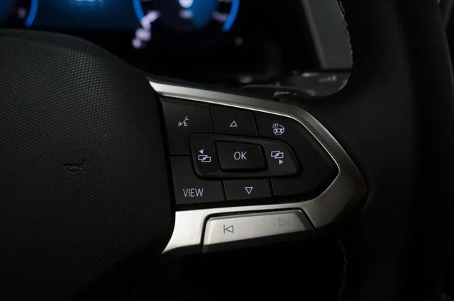 2026 Volkswagen Atlas Cross Sport SE with Technology