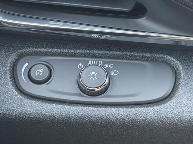 2026 Buick NV Preferred FWD
