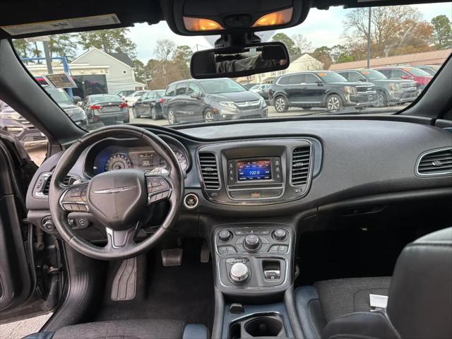 2015 Chrysler 200 S