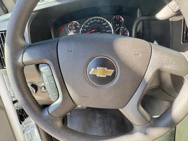 2025 Chevrolet Express Cargo Van RWD 3500 Extended Wheelbase WT