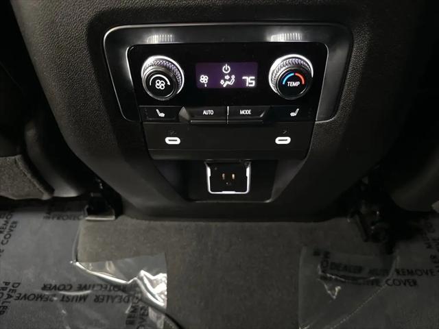 2024 GMC Yukon 4WD AT4