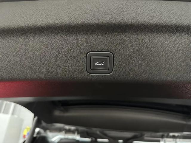 2024 GMC Yukon 4WD AT4