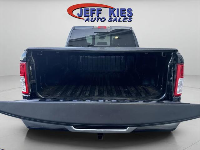 2020 Ram 1500 Big Horn Crew Cab 4x4 5'7" Box