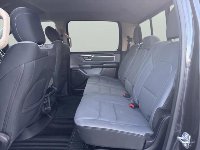 2020 Ram 1500 Big Horn Crew Cab 4x4 5'7" Box