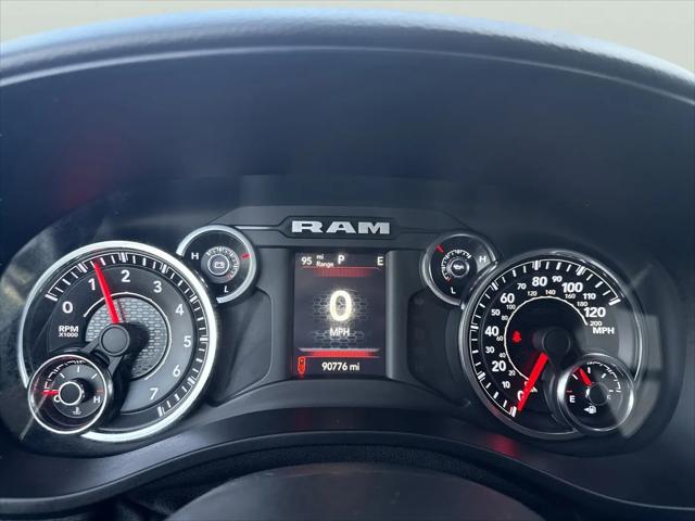 2020 Ram 1500 Big Horn Crew Cab 4x4 5'7" Box