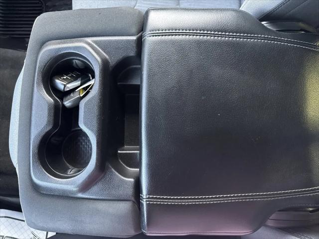 2020 Ram 1500 Big Horn Crew Cab 4x4 5'7" Box