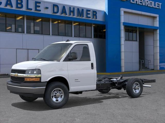 2025 Chevrolet Express Cutaway Work Van