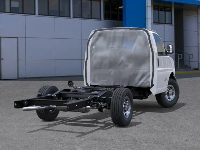 2025 Chevrolet Express Cutaway Work Van