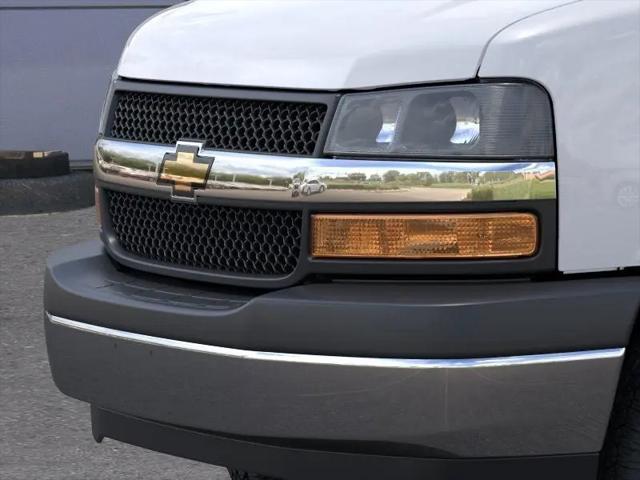2025 Chevrolet Express Cutaway Work Van
