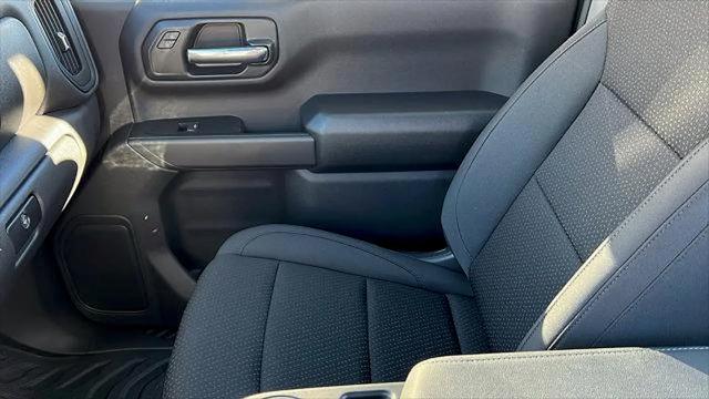 2026 Chevrolet Silverado 1500 4WD Regular Cab Long Bed WT
