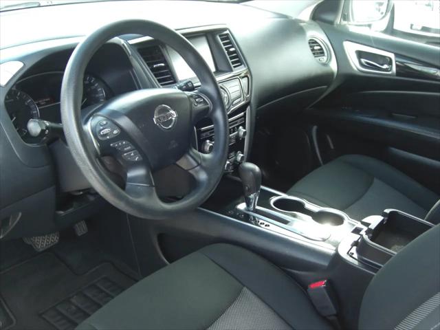 2020 Nissan Pathfinder S 2WD