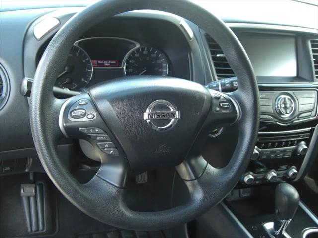 2020 Nissan Pathfinder S 2WD