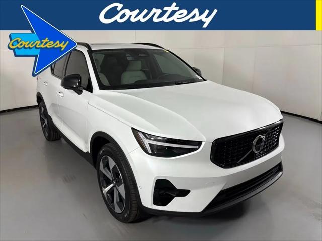 2026 Volvo XC40 Plus, B5 AWD Gas (mild hybrid), Dark for sale in Scottsdale, AZ