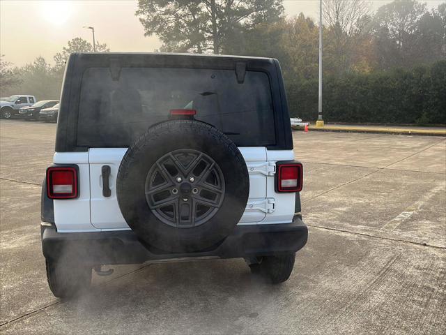 2025 Jeep Wrangler 4-Door Summit 4x4 2025 Jeep Wrangler 4-Door Summit 4x4