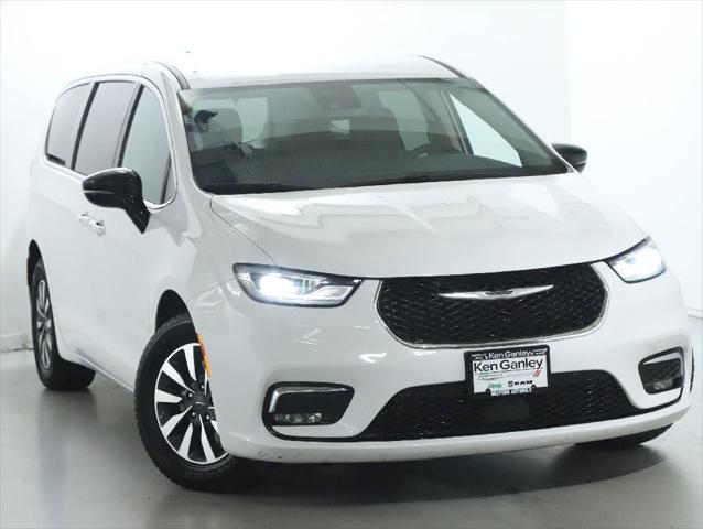 2024 Chrysler Pacifica Hybrid Select 2024 Chrysler Pacifica Hybrid Select