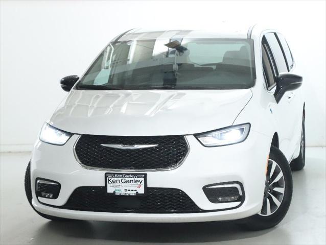 2024 Chrysler Pacifica Hybrid Select 2024 Chrysler Pacifica Hybrid Select