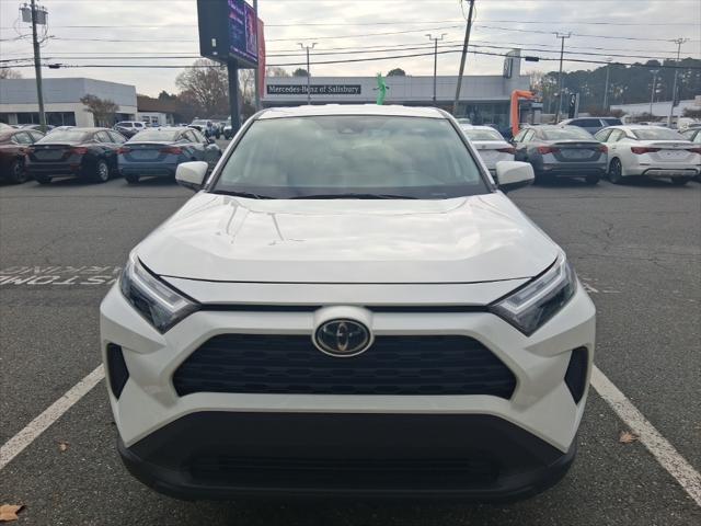 2024 Toyota RAV4 LE