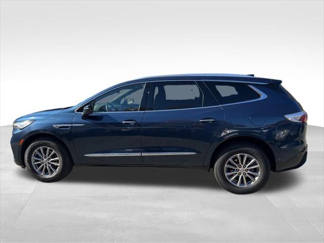 2023 Buick Enclave Essence AWD