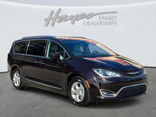 2017 Chrysler Pacifica Touring-L Plus 2017 Chrysler Pacifica Touring-L Plus