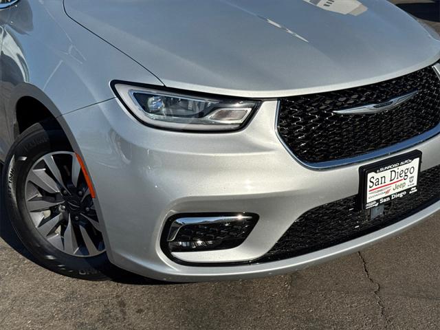 2024 Chrysler Pacifica Hybrid Select 2024 Chrysler Pacifica Hybrid Select