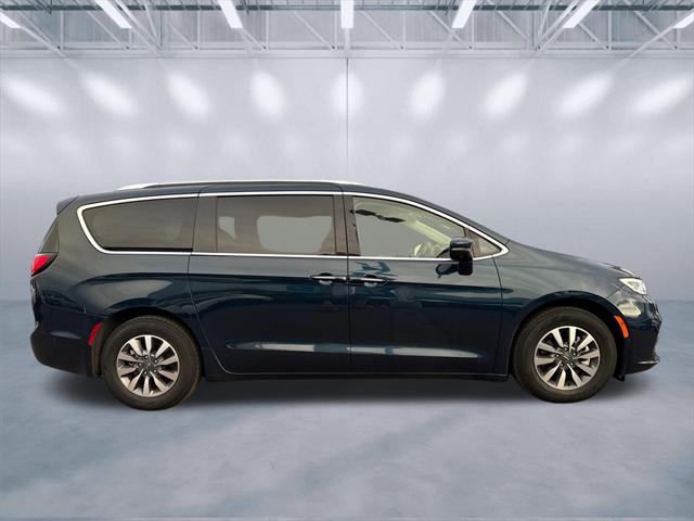 2021 Chrysler Pacifica Hybrid Touring L
