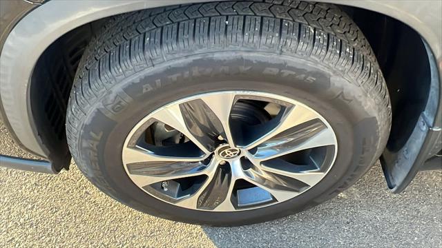 2021 Toyota Highlander XLE 2021 Toyota Highlander XLE