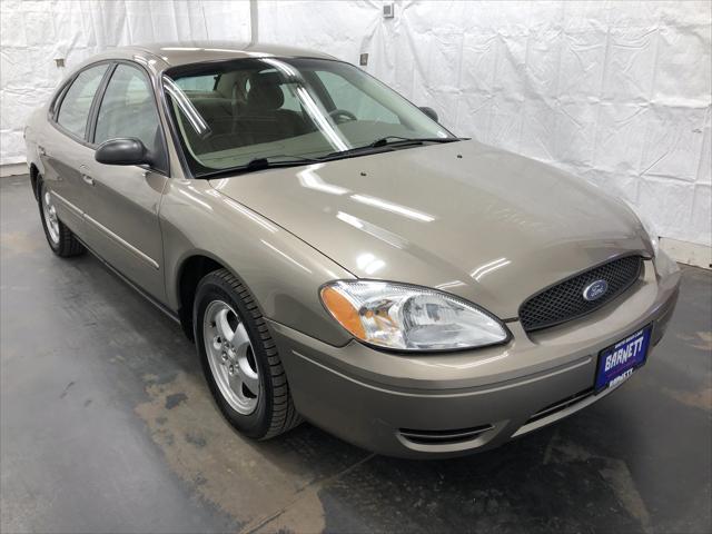 2006 Ford Taurus SE