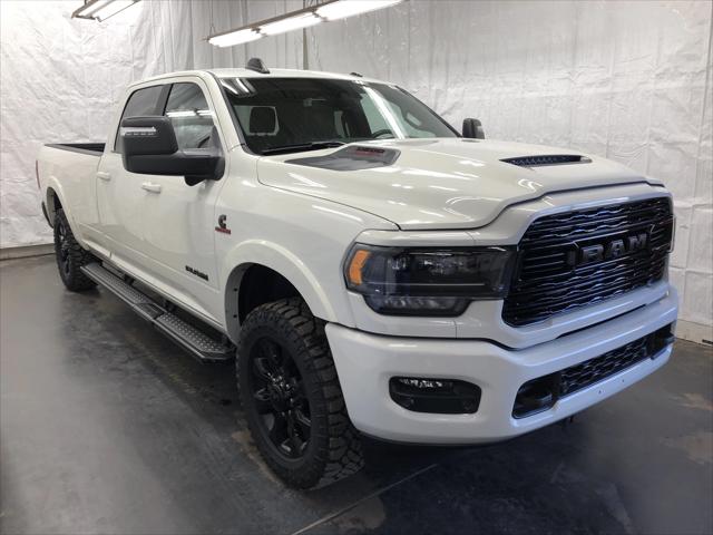 2024 RAM 3500 Limited Crew Cab 4x4 8 Box