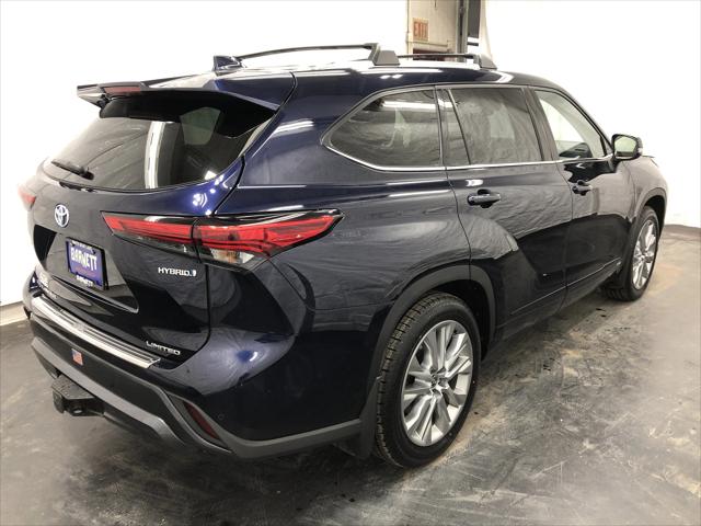 2022 Toyota Highlander Hybrid Limited