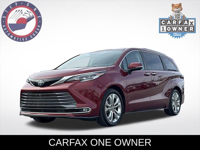 2023 Toyota Sienna Platinum