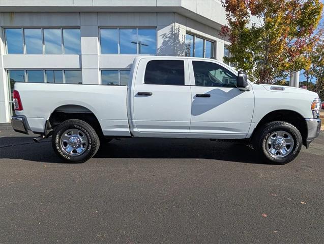 2024 RAM 2500 Tradesman Crew Cab 4x4 64 Box 2024 RAM 2500 Tradesman Crew Cab 4x4 64 Box