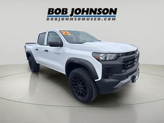 2023 Chevrolet Colorado 4WD Crew Cab Short Box Trail Boss