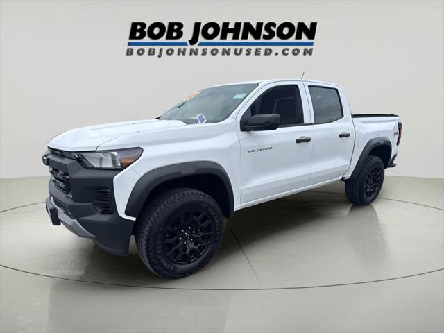 2023 Chevrolet Colorado 4WD Crew Cab Short Box Trail Boss