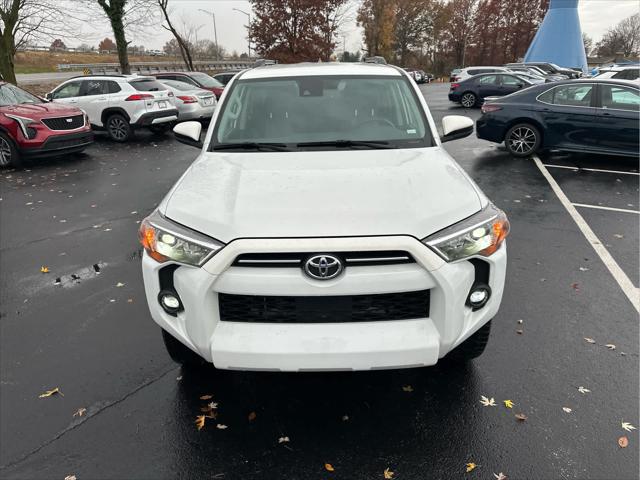 2024 Toyota 4Runner SR5 2024 Toyota 4Runner SR5