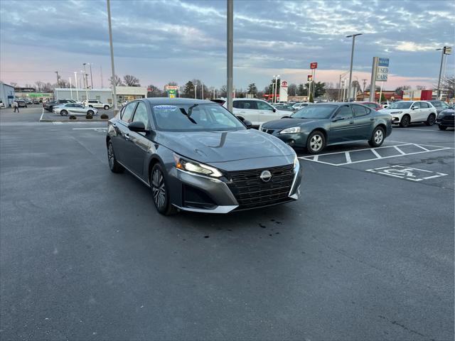 2025 Nissan Altima SV FWD