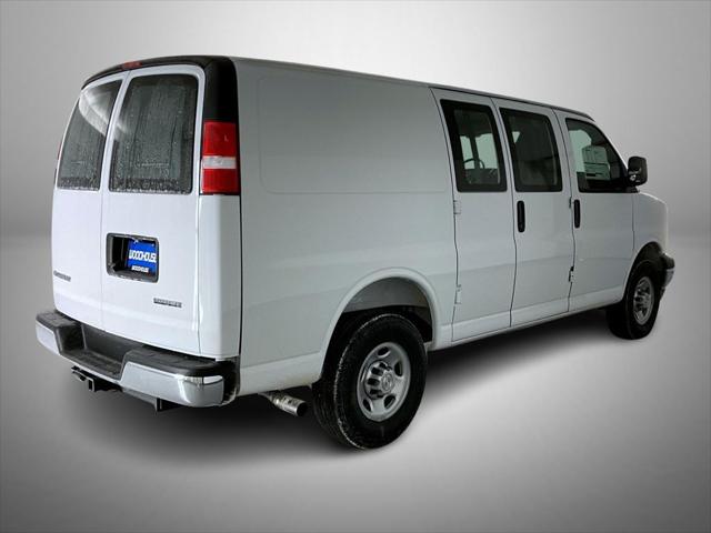 2025 Chevrolet Express Cargo Van RWD 3500 Regular Wheelbase WT