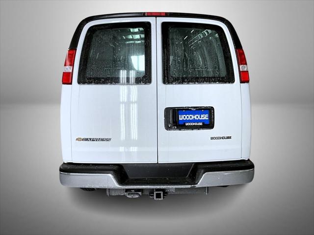 2025 Chevrolet Express Cargo Van RWD 3500 Regular Wheelbase WT
