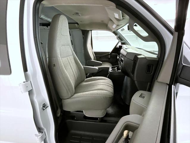 2025 Chevrolet Express Cargo Van RWD 3500 Regular Wheelbase WT