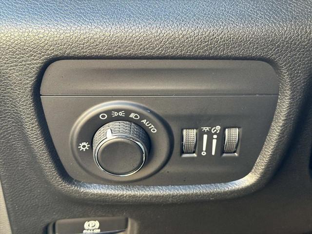 2025 Jeep Grand Cherokee Altitude X 4x4