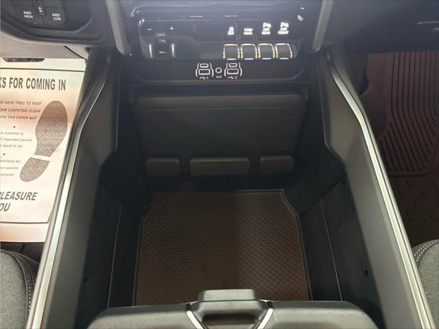 New 2026 RAM 2500 Big Horn Crew Cab 4x4 64" Box For Sale in Wilmington, OH