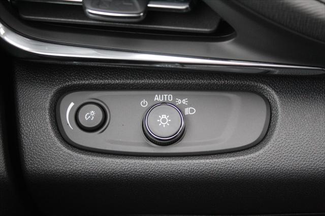 2026 Buick NV Preferred FWD
