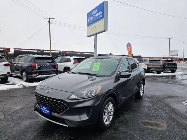 2020 Ford Escape SE