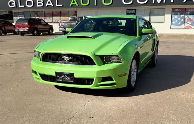 2014 Ford Mustang V6