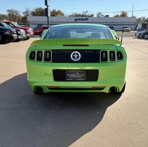 2014 Ford Mustang V6