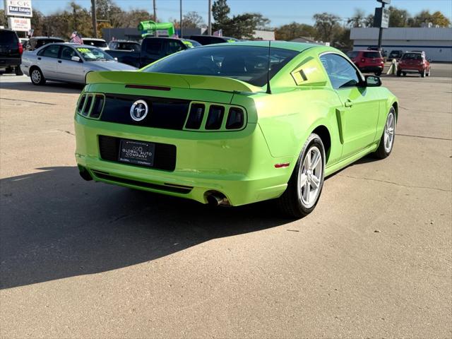 2014 Ford Mustang V6