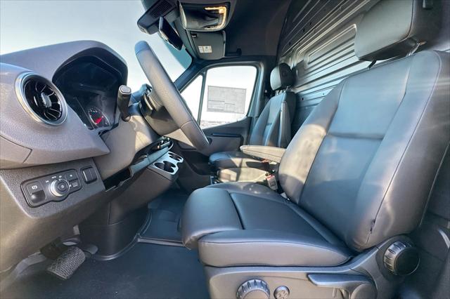 2026 Mercedes-Benz Sprinter 2500 Standard Roof 4-Cyl Diesel HO